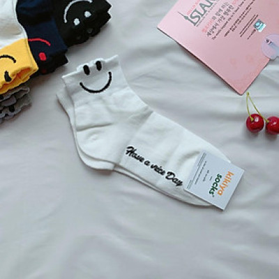 Tất vớ nữ cổ cao mặt cười Kikiya Hàn Quốc W-C-017