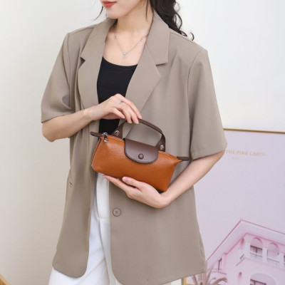 Túi đeo chéo nữ phong cách dễ thương – BEE GEE DCNU1068