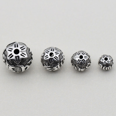 Charm bạc hình cầu họa tiết lục tự minh chú xỏ ngang - Ngọc Quý Gemstones