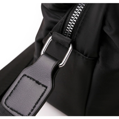 Túi đeo chéo nữ phong cách dễ thương – BEE GEE DCNU1083