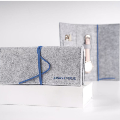 Đồng hồ đeo tay Nam hiệu JONAS & VERUS Y00820-Q6.PPLLL, Máy Pin (Quartz), Kính sapphire chống trầy xước, Dây Da Italy