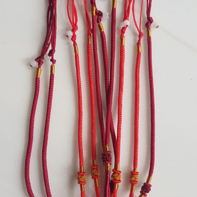 Sợi Dây Đeo cổ mới ĐỎ Kiểu dạng rút đẹp Size 3mm x dài trồng cổ Anh Chị tự chỉnh theo ý 23cm - 30cm Phối với mặt Phật, mặt dây chuyền nam nữ đeo được hết rẻ đẹp ạ