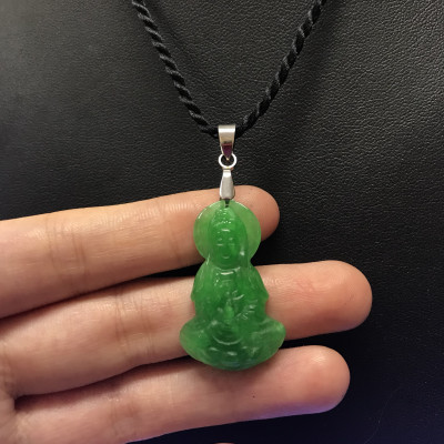 Mặt dây chuyền Phật Bà Quan Âm ngọc cẩm thạch