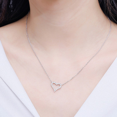 Dây chuyền vòng cổ trái tim nữ thanh mảnh