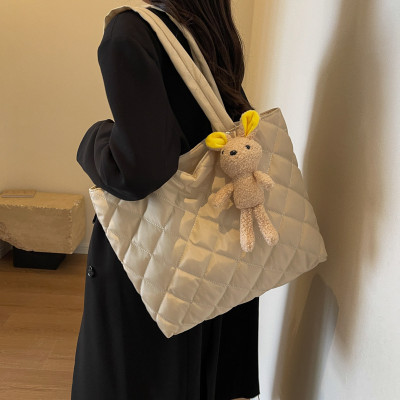 Túi xách nữ công sở dáng ngang cao cấp BEE GEE TN1133