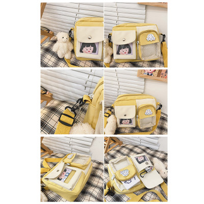 Túi đeo chéo nữ đi chơi, túi xách nữ đeo vai messenger kèm huy hiệu hoạt hình dễ thương IDIGO FF6 - 2017