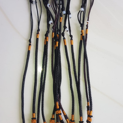 Sợi Dây Đeo cổ mới ĐEN Kiểu dạng rút đẹp Size 3mm x dài trồng cổ Anh Chị tự chỉnh theo ý 23cm - 30cm Phối với mặt Phật, mặt dây chuyền nam nữ đeo được hết rẻ đẹp ạ