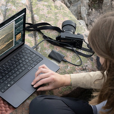 Ổ cứng di động SSD Samsung T9 Tốc độ đọc/ghi 2,000 MB/s 1,950 MB/s USB 3.2 Gen 2x2 - 1 Đổi 1 - Hàng chính hãng