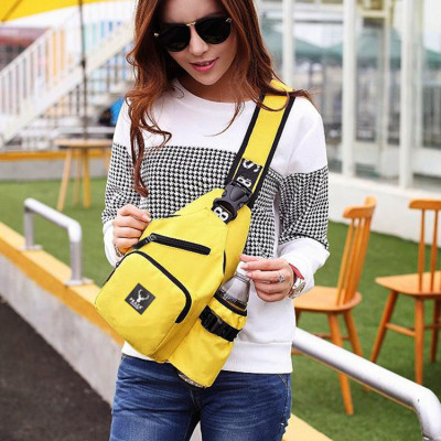 Túi Đeo Chéo Praza Cao Cấp DC108 - Vàng