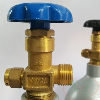 Bình co2 thủy sinh sắt thép 2kg / 3kg van xả an toàn bể thủy sinh cá tép cảnh