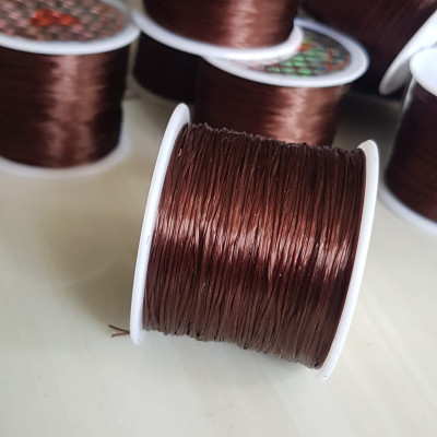 Cuộn Dây Thun CO GIÃN màu Nâu chuyên xỏ vòng đeo tay hạt chuỗi  Dây này là dây thun chuyên xỏ vòng chuỗi màu Nâu, có đủ màu Anh Chị đang đeo chuỗi muốn thay dây khác cho vòng thì đặt cuộn Thun chỉ này nhé