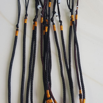 Sợi Dây Đeo cổ mới ĐEN Kiểu dạng rút đẹp Size 3mm x dài trồng cổ Anh Chị tự chỉnh theo ý 23cm - 30cm Phối với mặt Phật, mặt dây chuyền nam nữ đeo được hết rẻ đẹp ạ