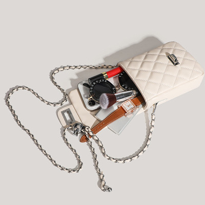 Túi đeo chéo nữ phong cách dễ thương – BEE GEE DCNU1067