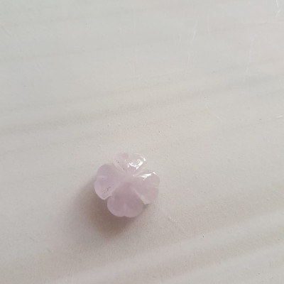 Trang sức phối vòng tay Bông Hoa Cỏ 4 Lá Màu TRẮNG BÓNG TÍM NHẸ đẹp Size bông 14mm x 6mm x lỗ đk 2mm Nữ phối với Vòng đeo tay, làm mặt dây chuyền, mặt nhẫn đeo ạ