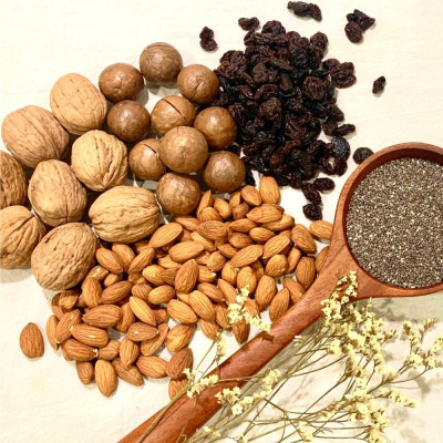 Nhân Óc Chó Đỏ Oaky 350gram (Size Lớn) - Nhập Khẩu Mỹ, Ăn Kiêng Healthy