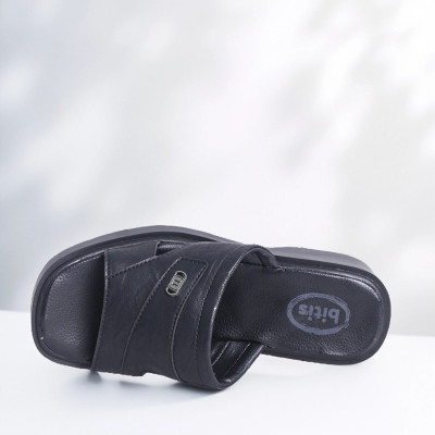 Dép quai ngang Biti