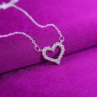 Dây chuyền vòng cổ trái tim nữ thanh mảnh