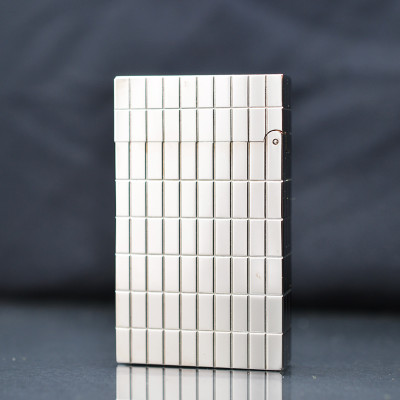 Vỏ Hột Quẹt Bật Lửa Upon D51T Họa Tiết Hình Ô Vuông Độc Đáo Mới Lạ - Dùng Ga Đá Cao Cấp