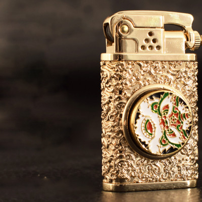 Vỏ Hột Quẹt Bật Lửa Xăng Đá Zorro Z602-105 Họa Tiết Vòng Xoáy Roulette Kỳ Lân Cực Độc
