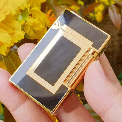 Vỏ Hột Quẹt Bật Lửa Dupont D151V Họa Tiết Sơn Mài Đen Ô Vuông Vàng Đẹp Độc Lạ - Dùng Gas Đá Cao Cấp