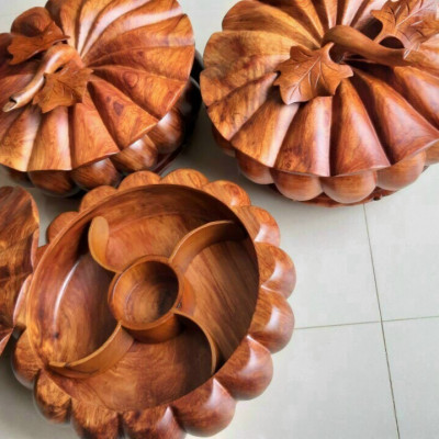 Quả bầu đựng mứt tết bánh kẹo bằng gỗ hương ta đẹp long lanh kt tròn 30 cao 20cm