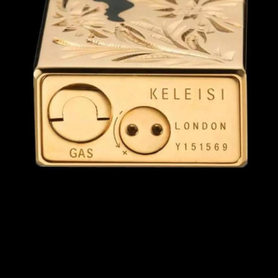 Vỏ Hột Quẹt Bật Lửa Gas Đá 16B02 Họa Tiết Sơn Mài Hoa Văn Hoàng Gia Dùng Gas Đá Cao Cấp - Nhiều Màu