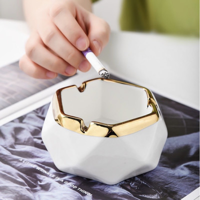 GẠT TÀN BẰNG SỨ CAO CẤP SANG TRỌNG HÌNH LỤC LĂNG - VD84