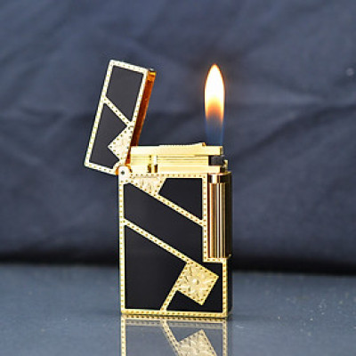 Vỏ Hột Quẹt Bật Lửa Upon Sơn Mài Ô Vuông Chéo D56V Màu Đen Viền Vàng - Dùng Gas Đá Cao Cấp