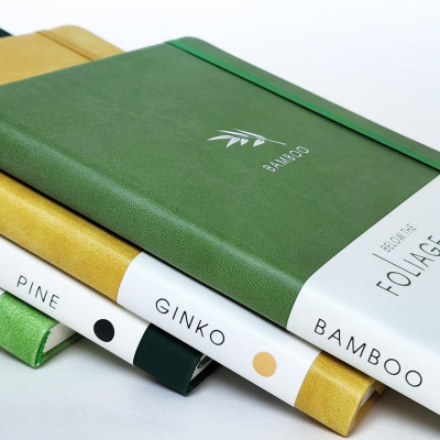 Sổ Bìa Da A5 - Không Kẻ Có Chấm 176 Trang 100gsm - Foliage Bamboo - The Sun - Màu Xanh Lá