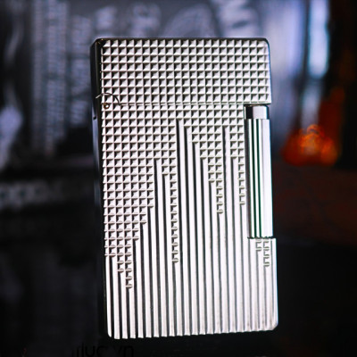 Vỏ Hột Quẹt Bật Lửa Upon D12T Họa Tiết Kẻ Dọc Tạo Lượn Sóng Độc Đáo - Dùng Ga Đá Cao Cấp