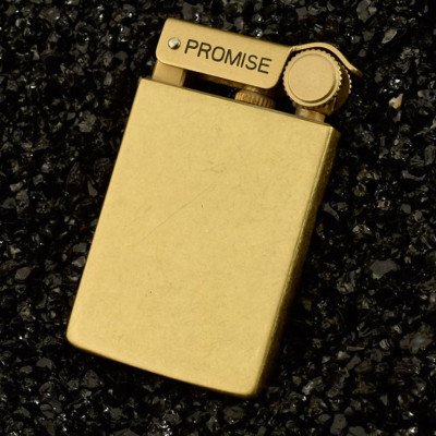 Vỏ Hột Quẹt Bật Lửa Xăng Đá Promise BNC0011 Thiết Kế Đẹp Độc Lạ - Dùng Xăng Bấc Đá cao cấp ( giao màu họa tiết ngẫu nhiên )