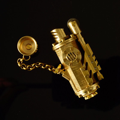 Vỏ Hột Quẹt Bật Lửa Z-7 Thiết Kế Thủ Công Kiểu Dáng Độc Lạ Màu Vàng - Dùng Xăng Bấc Đá Cao Cấp