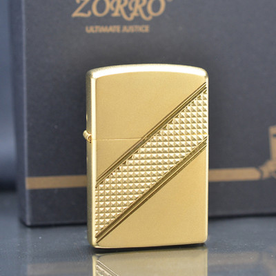 Vỏ Hột Quẹt Bật Lửa Xăng Đá Zorro Z92006B Họa Tiết Chéo - Dùng Xăng Bấc Đá Cao Cấp