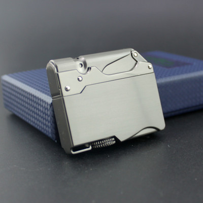 Vỏ Hột Quẹt Bật Lửa Focus 082 Khò 1 Tia Thiết Kế Nhỏ Gọn Tiện Lợi Kiểu Dáng Độc Lạ - Dùng Gas Cao Cấp