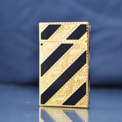 Vỏ Hột Quẹt Bật Lửa Upon D42V Họa Tiết Hoa Lá Sơn Mài Nền Đen Vàng Đối Nhau - Dùng Gas Đá Cao Cấp