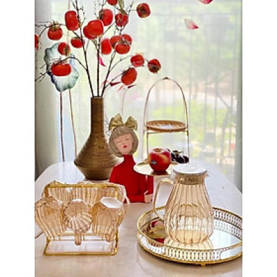 Bộ bình đựng nước 6 cốc thủy tinh chịu nhiệt cao cấp màu vàng vân sọc kèm khay và giá úp cốc