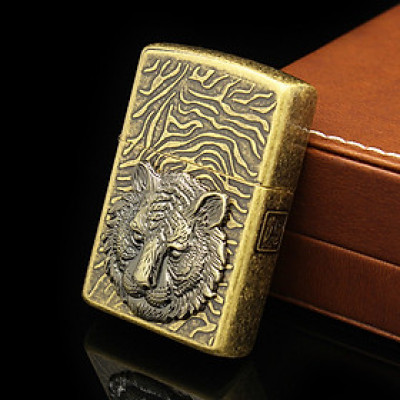 Vỏ Hột Quẹt Bật Lửa Xăng Đá Zorro Z9839B Họa Tiết Con Sư Tử Cực Đẹp