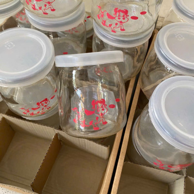 Set 12 hũ sữa chua thủy tinh 200ml in hình thú - Giao ngẫu nhiên