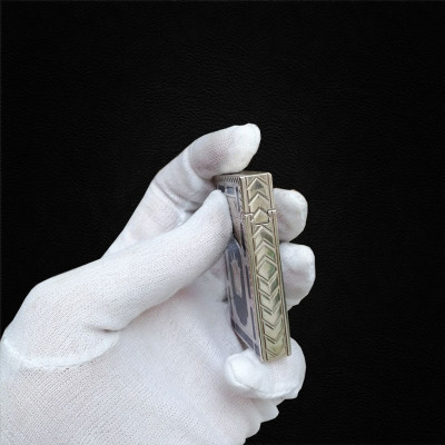 Vỏ Hột Quẹt Bật Lửa Upon Gas Đá D170T Họa Tiết Sơn Mài Hoàng Gia Đẹp Độc Lạ - Dùng Gas Đá Cao Cấp