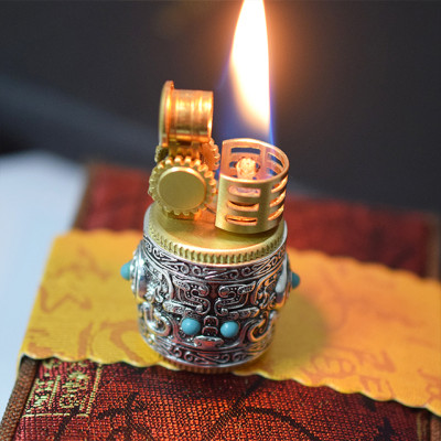 Vỏ Hột Quẹt Bật Lửa Xăng Mini Chief CF-212 Thiết Kế Họa Tiết Cổ Đẹp Độc Lạ - Dùng Xăng Bấc Đá Cao Cấp