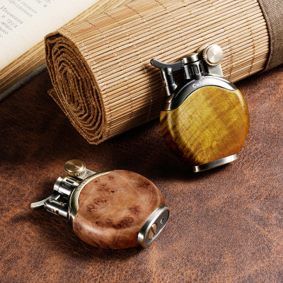 Vỏ Hột Quẹt Bật Lửa Xăng Đá Chief CF-213 Thiết Kế Độc Lạ Nhiều Màu - Dùng Xăng Bấc Đá Cao Cấp