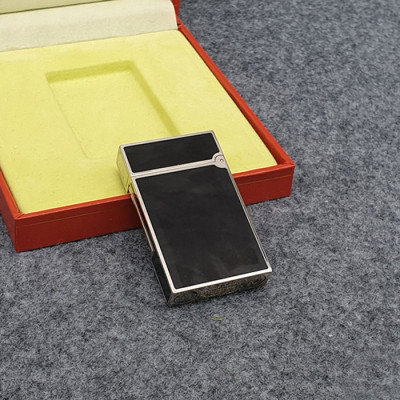 Vỏ Hột Quẹt Bật Lửa Upon D103B Sơn Mài Họa Tiết Khắc Chìm Đen Bạc - Dùng Gas Đá Cao Cấp