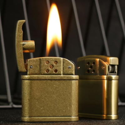 Vỏ Hột Quẹt Bật Lửa Xăng Đá Dolphin HY683 Thiết Kế Độc Lạ Sang Trọng Màu Vàng - Dùng Xăng Bấc Đá Cao Cấp