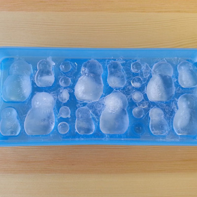 Khay nhựa làm đá hình người tuyết Kokubo DeLijoy - Made in Japan