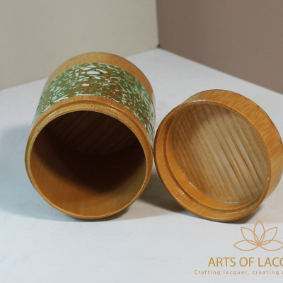 Lọ Tre Sơn Mài Xanh Lá Cây