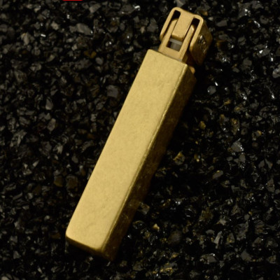 Vỏ Hột Quẹt Bật Lửa Xăng Đá Promise BNC0011 Thiết Kế Đẹp Độc Lạ - Dùng Xăng Bấc Đá cao cấp ( giao màu họa tiết ngẫu nhiên )