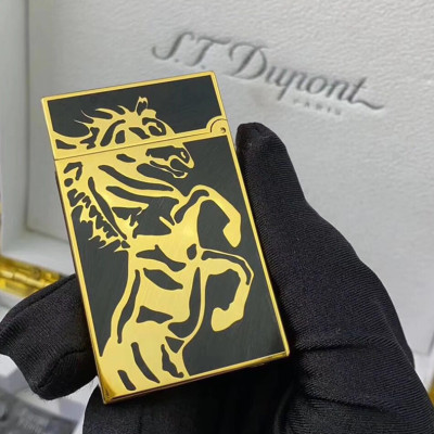 Vỏ Hột Quẹt Bật Lửa Upon Gas Đá D204V Họa Tiết Sơn Mài Ngựa Bản Giới Hạn Màu Vàng - Dùng Gas Đá Cao Cấp
