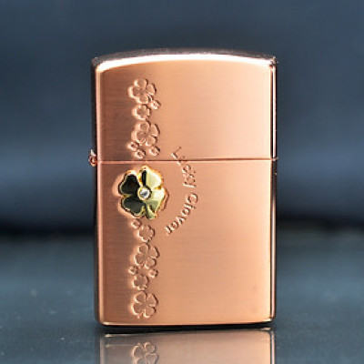 Vỏ Hột Quẹt Bật Lửa Xăng Đá Zorro Z9982B Họa Tiết Cỏ 4 Lá May Mắn Đẹp Độc Lạ sang trọng - Dùng Xăng Bấc Đá