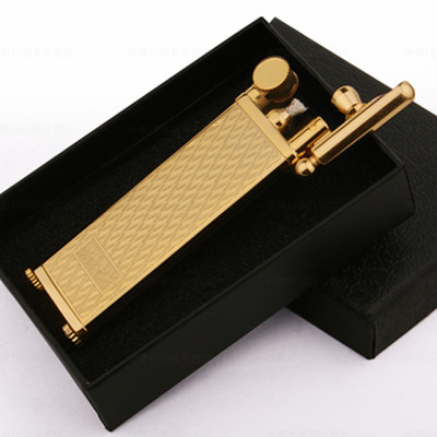 Vỏ Hột Quẹt Bật Lửa Xăng Đá Kiểu Dáng Nhật Mr.Smoke MR-208  Siêu Mỏng Cao Cấp