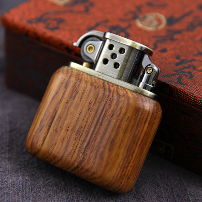 Vỏ Hột Quẹt Bật Lửa Xăng Đá Zorro Gỗ Z506G Đẹp Độc Lạ - Dùng Xăng Bấc Đá Cao Cấp